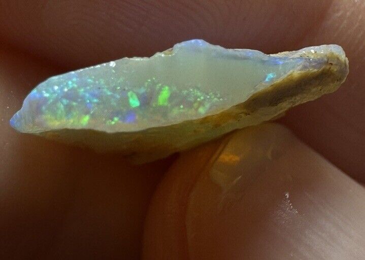 4.6Carats Solid Rough Coober Pedy Opal Piece with Beautiful Colour B1