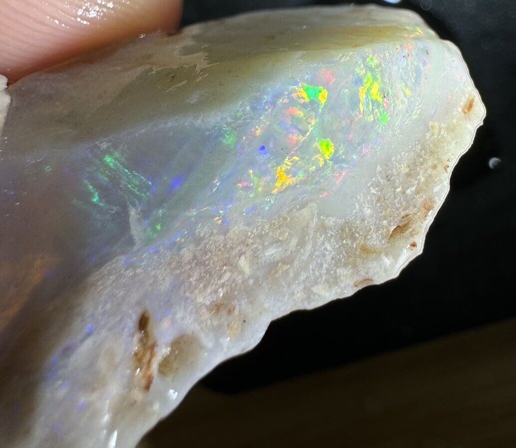 20.6Carats Solid Rough Coober Pedy Opal Piece with Beautiful Colour B1