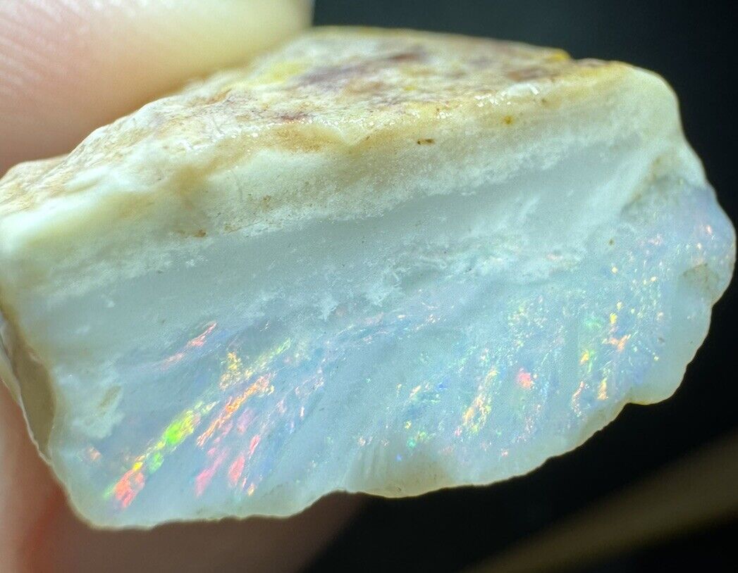 21.7 Carats Solid Rough Coober Pedy Opal Piece with Beautiful Colour B1