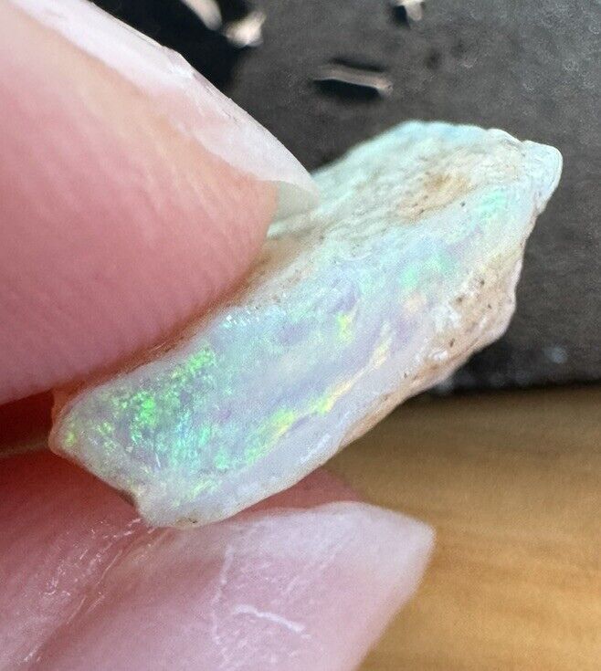 5.3 Carats Solid Rough Coober Pedy Opal Piece with Beautiful Colour